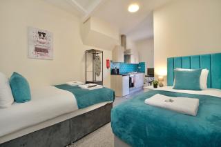 Belgrade Lodge Studio 5 - Free Netflix, Fast WiFi, Parking - Coventry - 0