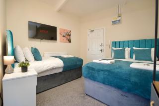 Belgrade Lodge Studio 5 - Free Netflix, Fast WiFi, Parking - Coventry - 9