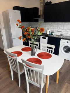 Sleeps 6, 1st Floor 2 bed and Bath Flat, with Parking & Games - Londres - 0