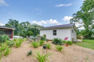 Mtn-View Cottage with Garden and Yard in Erwin! - Erwin - 0