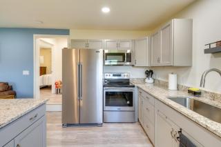 Mtn-View Cottage with Garden and Yard in Erwin! - 1