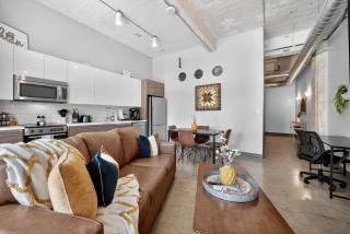 Chic Escape 710 2bd Sleeps 12 Free Parking - 7