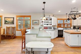 607 May Joe Street - 5