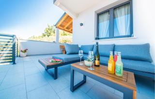 Gorgeous Home In Blato With Wifi - 4