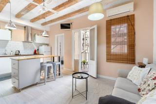 Sunny Retro Flat Balcony in Poble Sec - Barcelona - 1