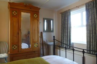 Charming Upper Solva Cottage by Beaches and Harbour - Solva - 8