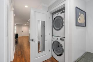 5 Bed Rose Estate with Parking - 4