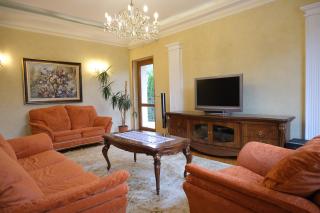 Big Elite House near Kok-Tobe - 1