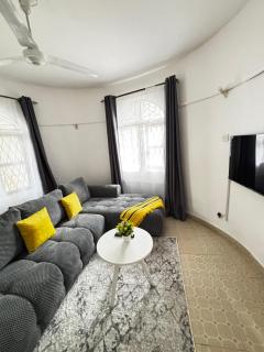 Cozy 1 bedroom in Nyali located behind city mall walk to the beach - Mombasa - 3