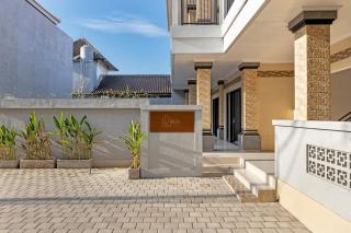 The Tis Guesthouse and Hostel - Canggu - 9
