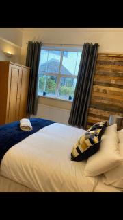 55 studio 2 Uplands - Swansea - 3