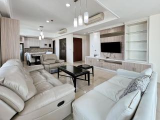 Luxury 3BR Kemang Village Netflix, WiFi, Pool - 0