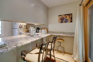 Waitsfield Condo with Pool and On-Site Trail Access! - 2