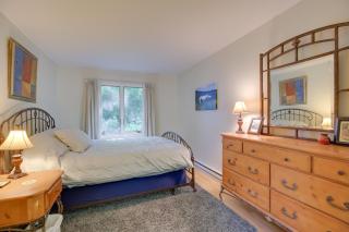 Waitsfield Condo with Pool and On-Site Trail Access! - 1