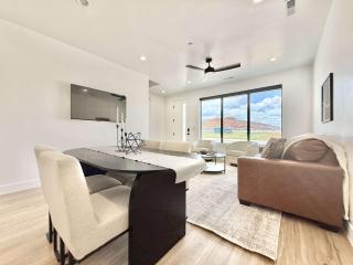 Grand G4 at Catori Stunning Kanab Family Friend Townhome - 9