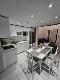 DS Central Apartment - Nea Moudania - 7