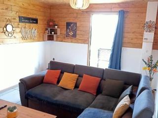 Villa au Tampon avec Terrasse, 3 Chambres, Parking Privé, Capacité 6 Personnes - FR-1-786-56 - 1