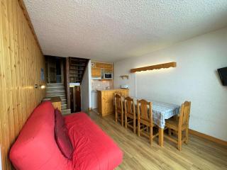 Appartement rénové 8 pers, pied des pistes, Les Menuires, balcon sud, services dispo - FR-1-452-171 - 0