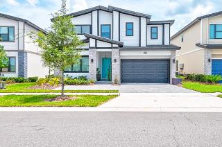 5893 Family Fun Home with Pool Near Theme Parks - 0