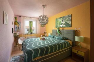 Holiday house Venus with Heated Pool and Hot Tub - 3