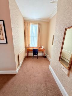 Near Hylands hotel - 7