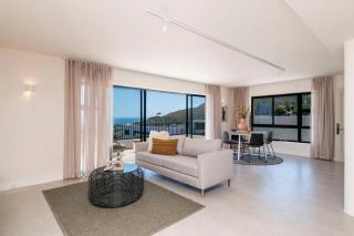 Stylish Sea View Apartment in Camps Bay - 9
