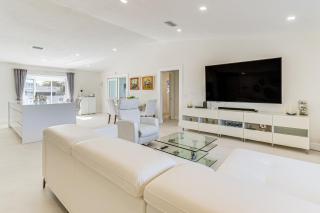 3 Mi to Beach Pet-Friendly Home in Port Charlotte - Yonkers - 7