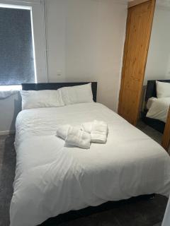 2BR House Near Excel, O2, City Airport, 3 DLR Lines - Beckton - 3