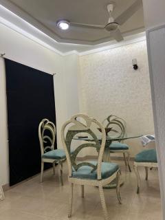 2 Bed Luxury Furnished Apartment In DHA Phase 8-Lahore - Lahore - 5