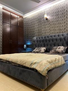 2 Bed Luxury Furnished Apartment In DHA Phase 8-Lahore - Lahore - 9