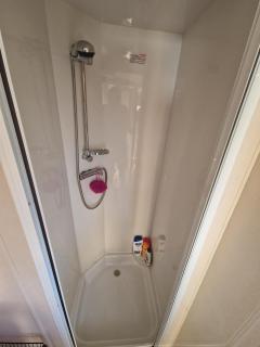 Superb 6 Berth Caravan At Harts Holiday Park In Kent Ref 74101B - Sheerness - 4
