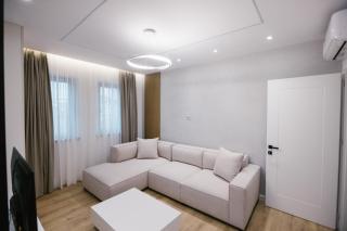 Vila Alko Cozy 2-Bedroom Apartment 2-A - 8