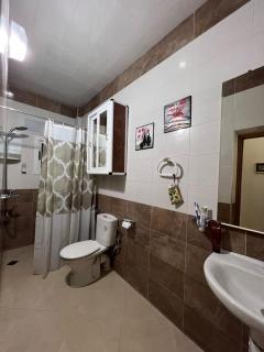 Ocean Breeze Haven Bright & Comfy Apartment in Oued Laou - 4
