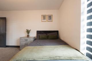 Manchester 2BR Cozy for Contractors & More - Denton - 1