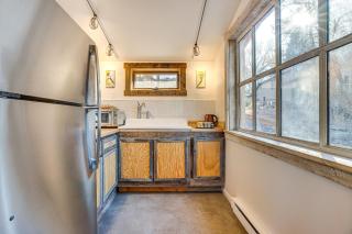 Secluded Couples Retreat on Farm in Paonia! - Paonia - 3
