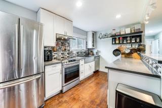 14 Mi to Dtwn Seattle Sleek Home with Large Yard - Renton - 9