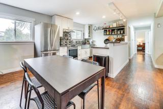 14 Mi to Dtwn Seattle Sleek Home with Large Yard - Renton - 2