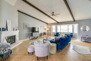 Near Parks and Golf Mtn-View Home in Palm Desert! - Palm Desert - 7