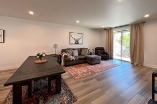 Contemporary Comfort - 0