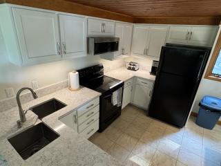 Samoset Lakeside Retreat - Gilford - 4
