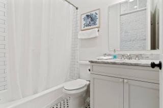 4-br Hotel Suite Near Bourbon St - New Orleans - 9