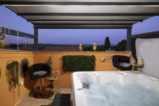 Holiday house Venus with Heated Pool and Hot Tub - 6