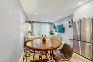 Rainier Valley Retreat - 4