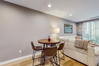 Rainier Valley Retreat - Seattle - 5