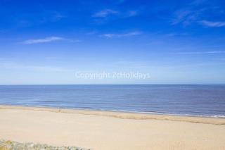 Modern 8 Berth Caravan With Near To Scratby Beach At Cali Cliffs Ref 50010Ae - 8