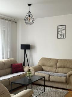 A&A Apartments I Central, Cozy & Fully Equipped - Pristina - 4