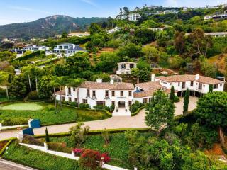 Grand Mediterranean Villa in La Jolla Hillside - 0
