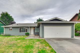 1 Mi to Dtwn Enumclaw Family Retreat! - 8