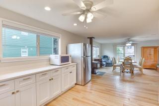 1 Mi to Dtwn Enumclaw Family Retreat! - 3