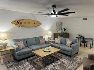 The Salty Sandcastle Townhome - Port Orange - 8